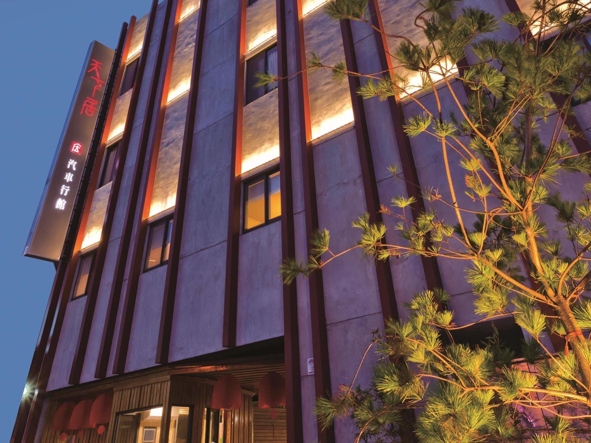 Tian Xia Ju Motel Yilan Luaran gambar